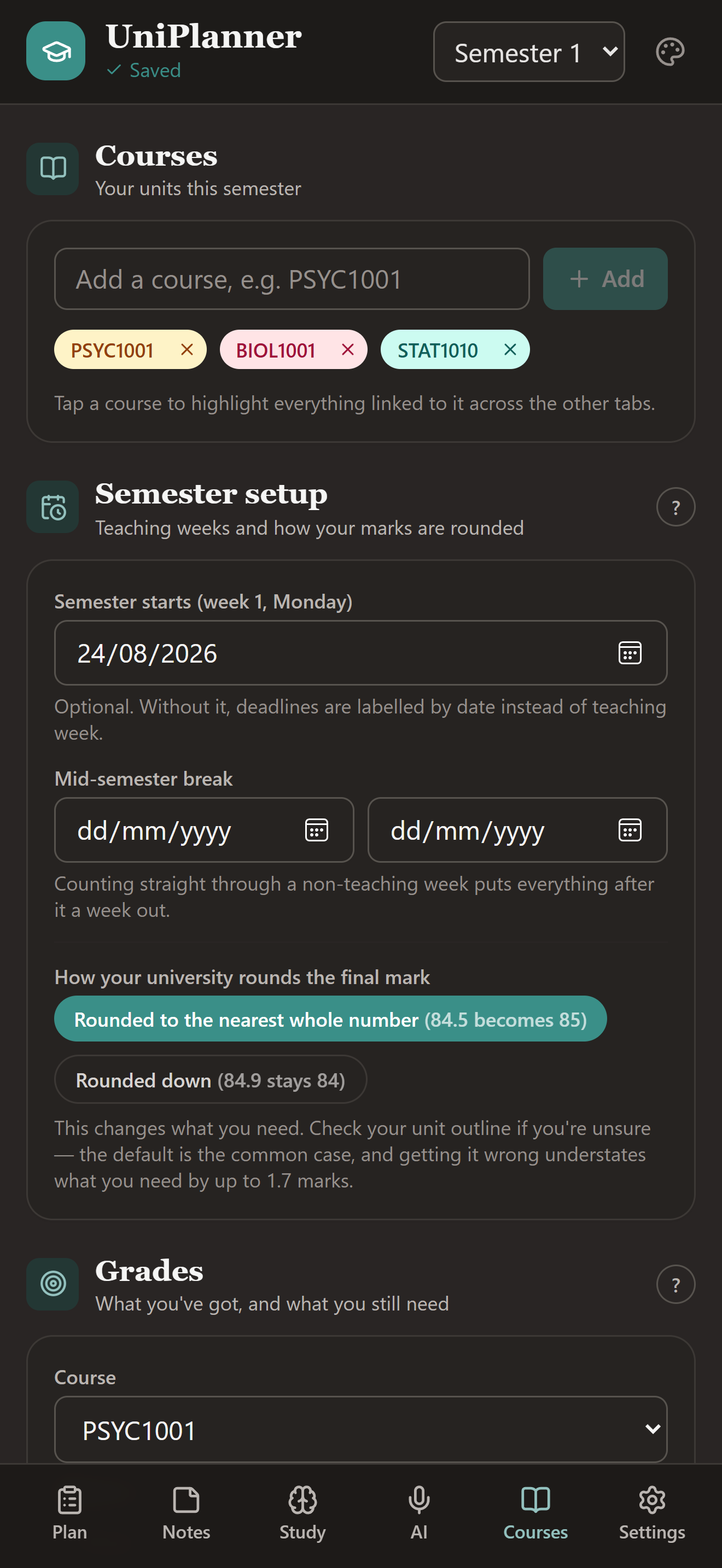 The Courses tab on a phone: three course tags, the semester start date and the rounding rule, with the Grades section beneath them.